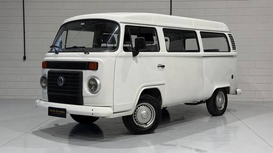 VOLKSWAGEN KOMBI 1.4 MI STD 8V FLEX 4P MANUAL VOLKSWAGEN KOMBI 1.4 MI STD 8V FLEX 4P MANUAL